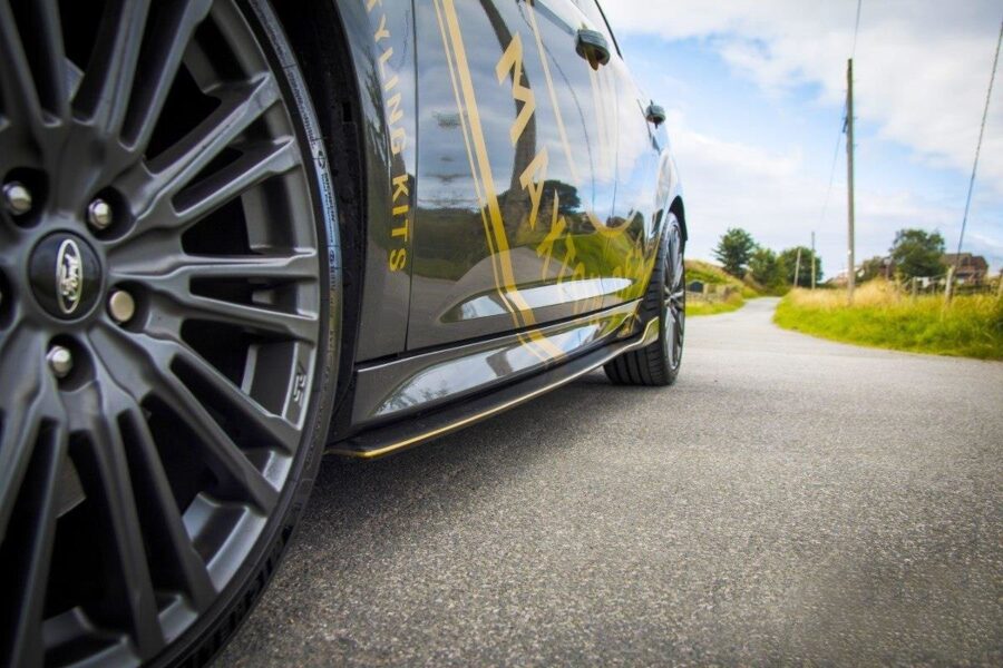 Sideskjørt Aero Ford Focus RS Mk3 – bilde 1 av 2