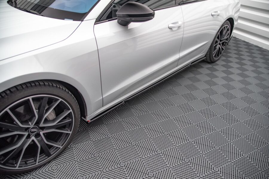Sideskjørt Audi A7 C8 – bilde 1 av 4