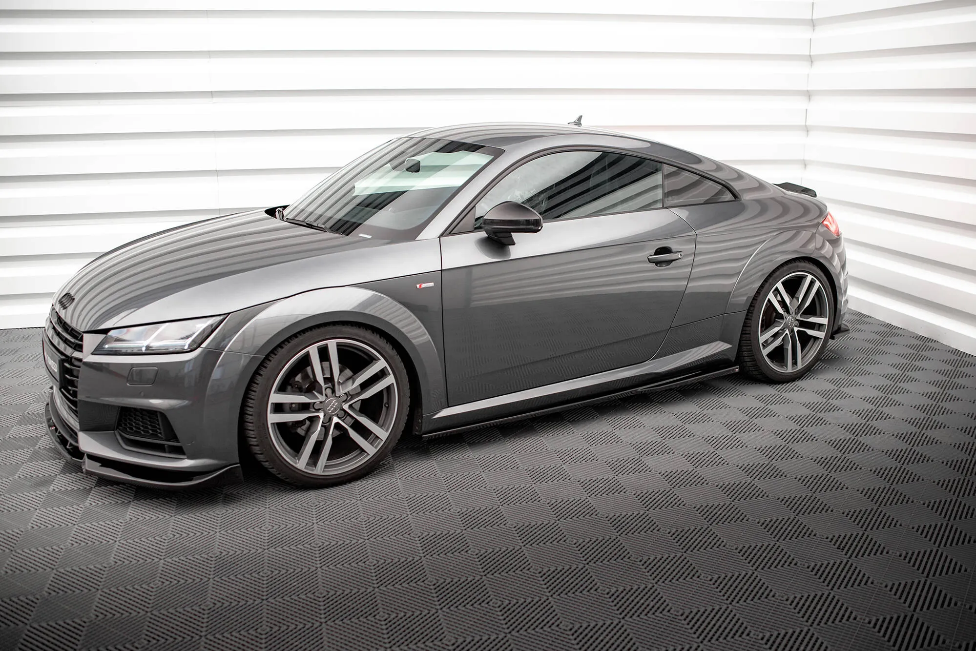 Sideskjørt Audi TT S-Line 8S - Bilde 3