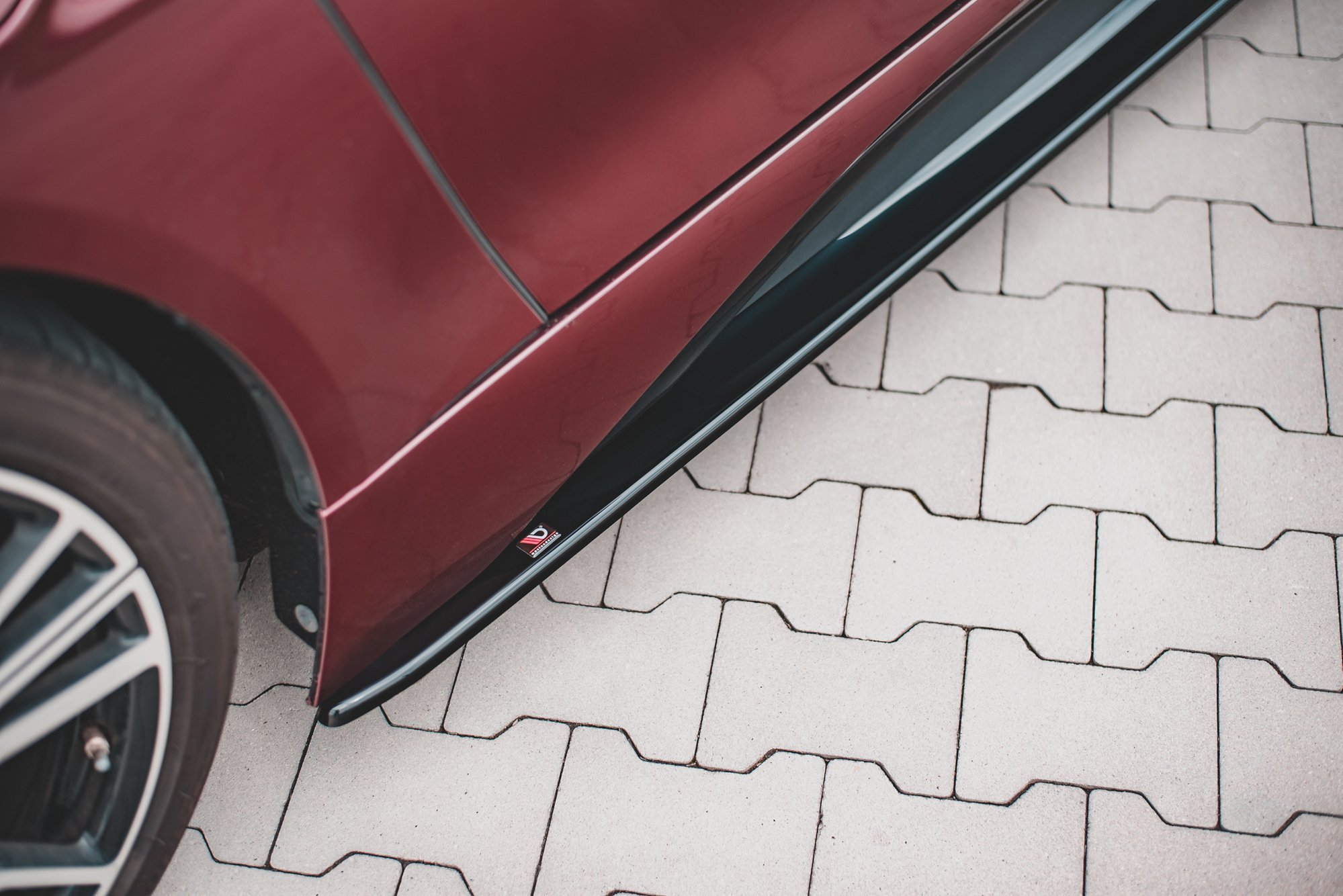 Sideskjørt BMW i8 - Bilde 4