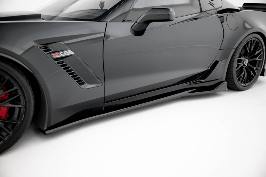 Sideskjørt Chevrolet Corvette Z06 C7 – bilde 1 av 5