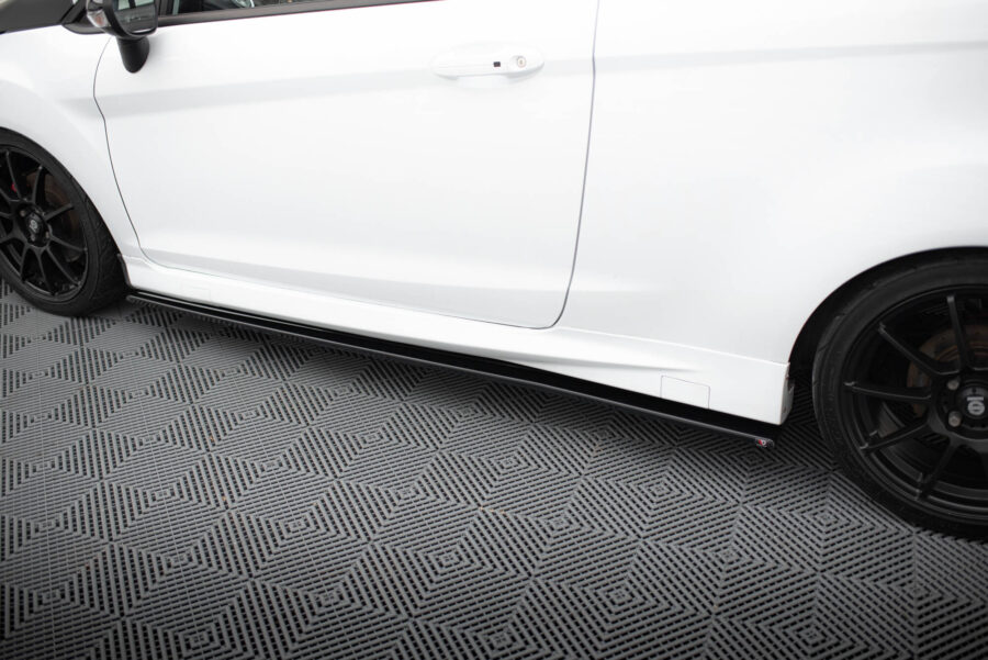 Sideskjørt Ford Fiesta ST / ST-Line Mk7 / Mk7 FL – bilde 3 av 5
