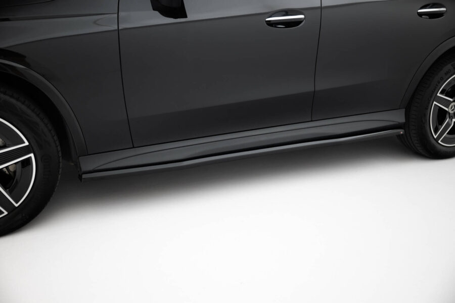 Sideskjørt Mercedes-Benz GLC Coupe AMG-Line C254 – bilde 1 av 5
