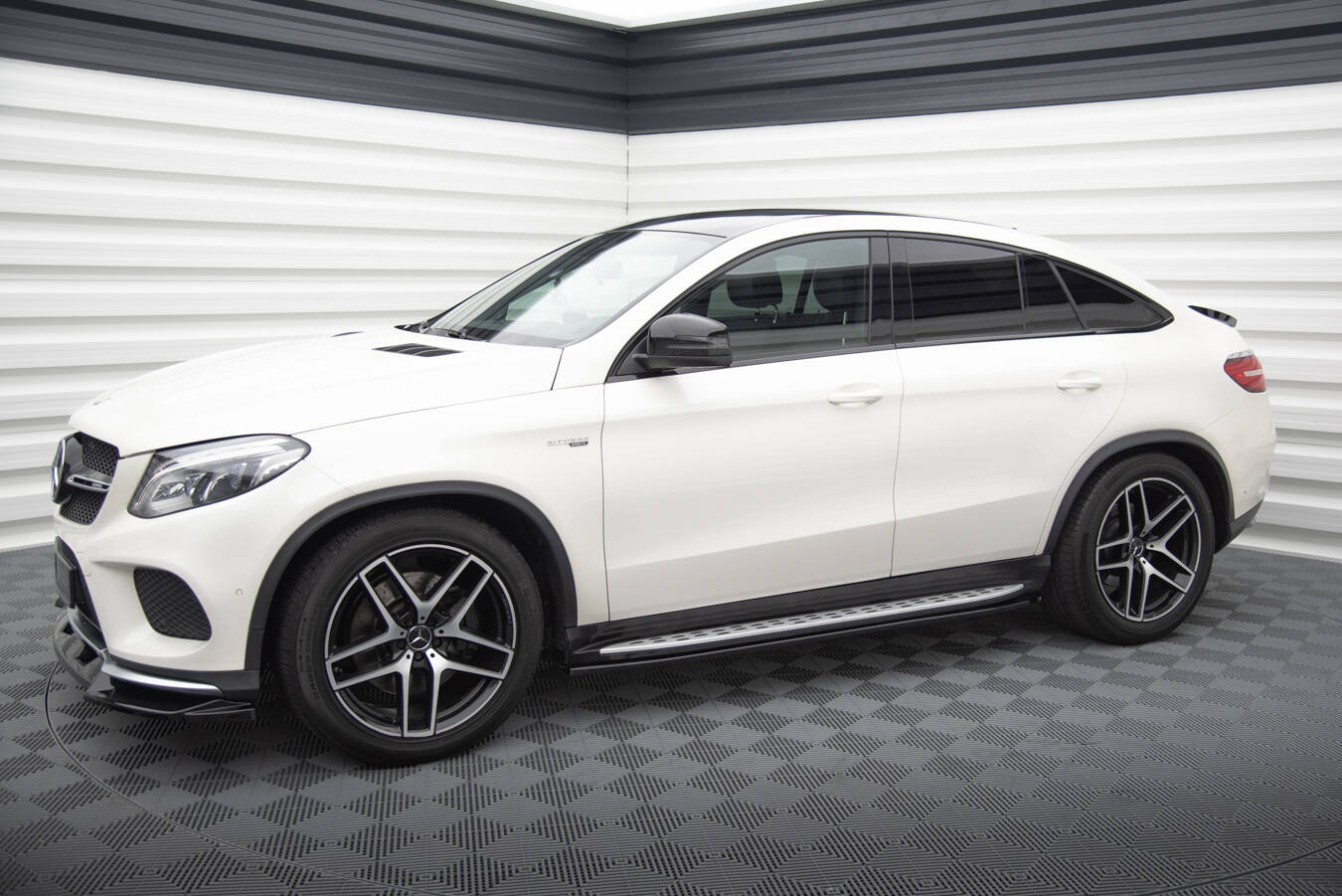Sideskjørt Mercedes-Benz GLE Coupe 43 AMG / AMG-Line C292 - Bilde 2