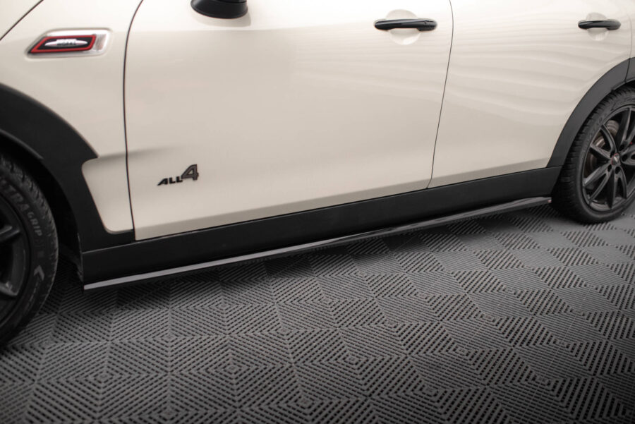 Sideskjørt Mini Cooper Clubman John Cooper Works F54 Facelift – bilde 1 av 5