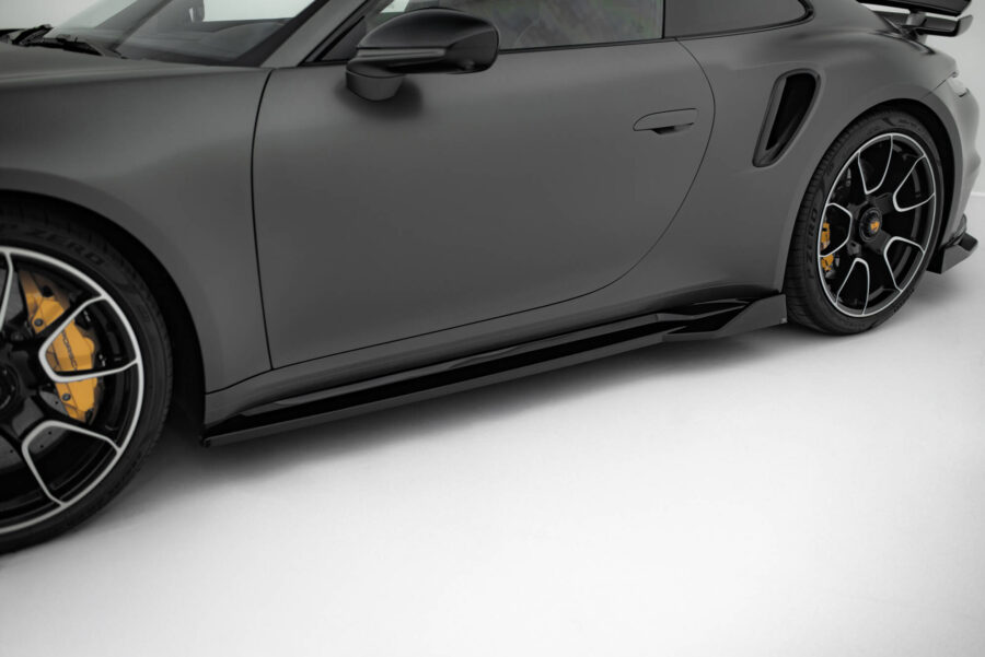 Sideskjørt Porsche 911 Turbo S Sport Package 992 – bilde 1 av 5