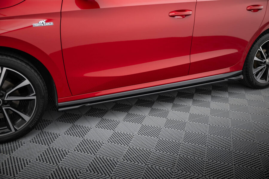 Sideskjørt Skoda Fabia Monte Carlo Mk4 – bilde 1 av 5