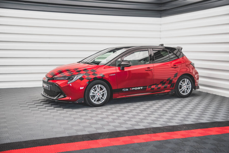 Sideskjørt V.1 Med Flaps Toyota Corolla GR Sport Hatchback XII – bilde 1 av 4