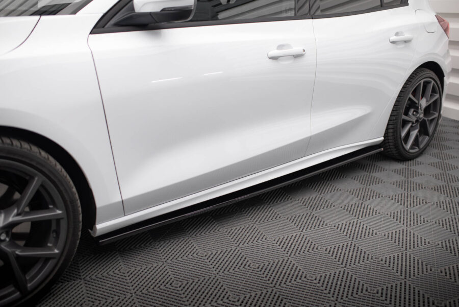 Sideskjørt V.1 Ford Focus ST / ST-Line Mk4 Facelift – bilde 1 av 5
