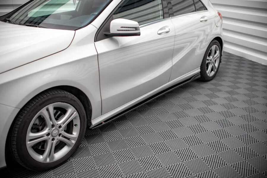 Sideskjørt V.1 Mercedes-Benz A W176 – bilde 2 av 5