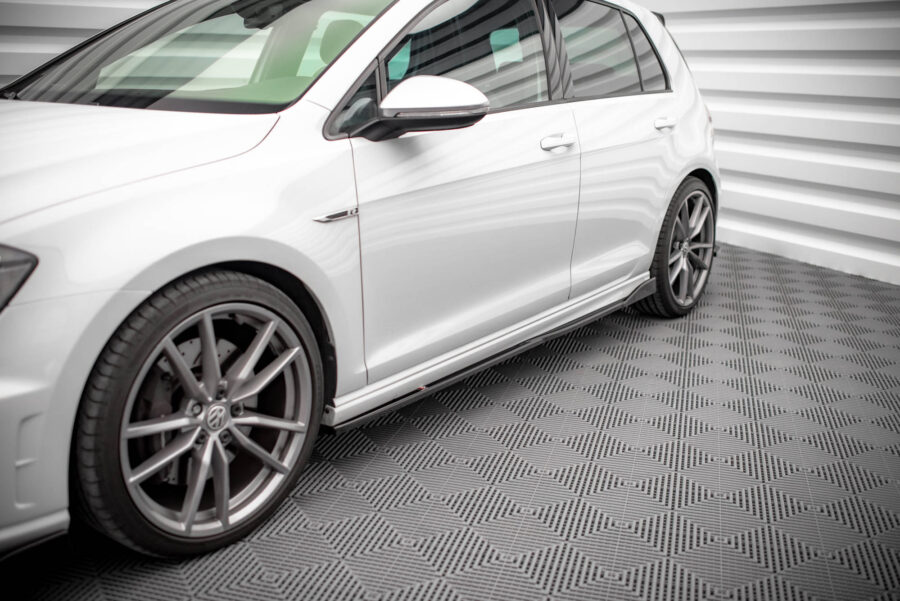 Sideskjørt V.2 Volkswagen Golf R / R-Line Mk7 – bilde 1 av 5