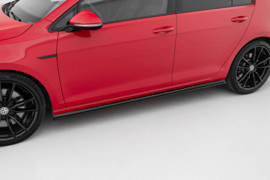 Sideskjørt V.2 Volkswagen Golf R / R-Line Mk7 Facelift – bilde 1 av 5