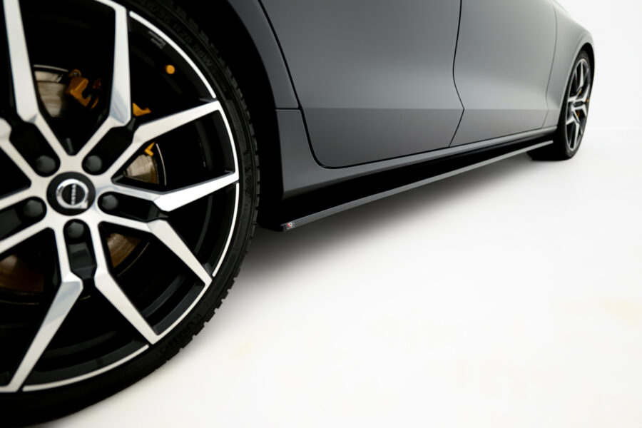Sideskjørt V.2 Volvo S60/V60 R-Design Mk3 – bilde 3 av 5