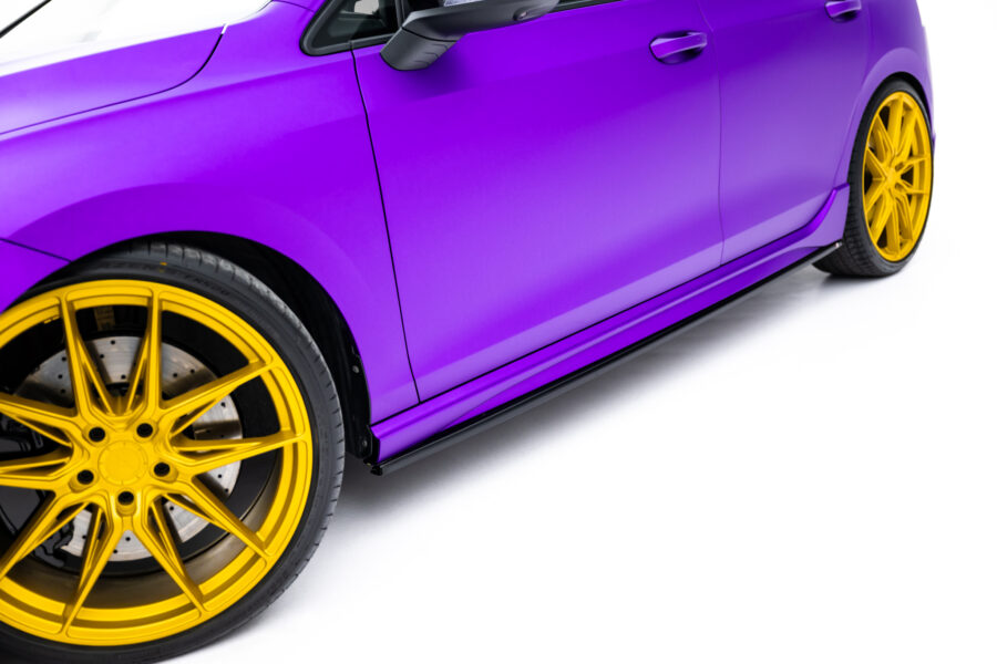 Sideskjørt V.3 Volkswagen Golf R Mk8 Facelift – bilde 1 av 6