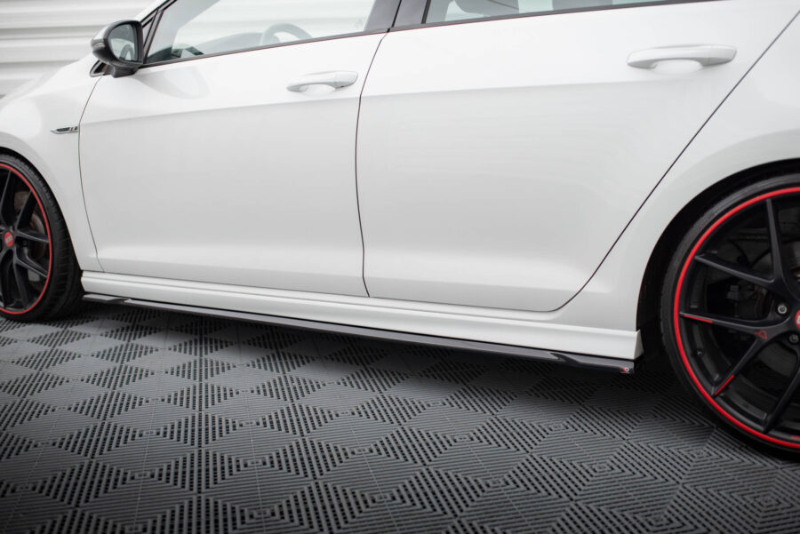 Sideskjørt V.4 Volkswagen Golf R / R-Line Mk7 – bilde 3 av 5