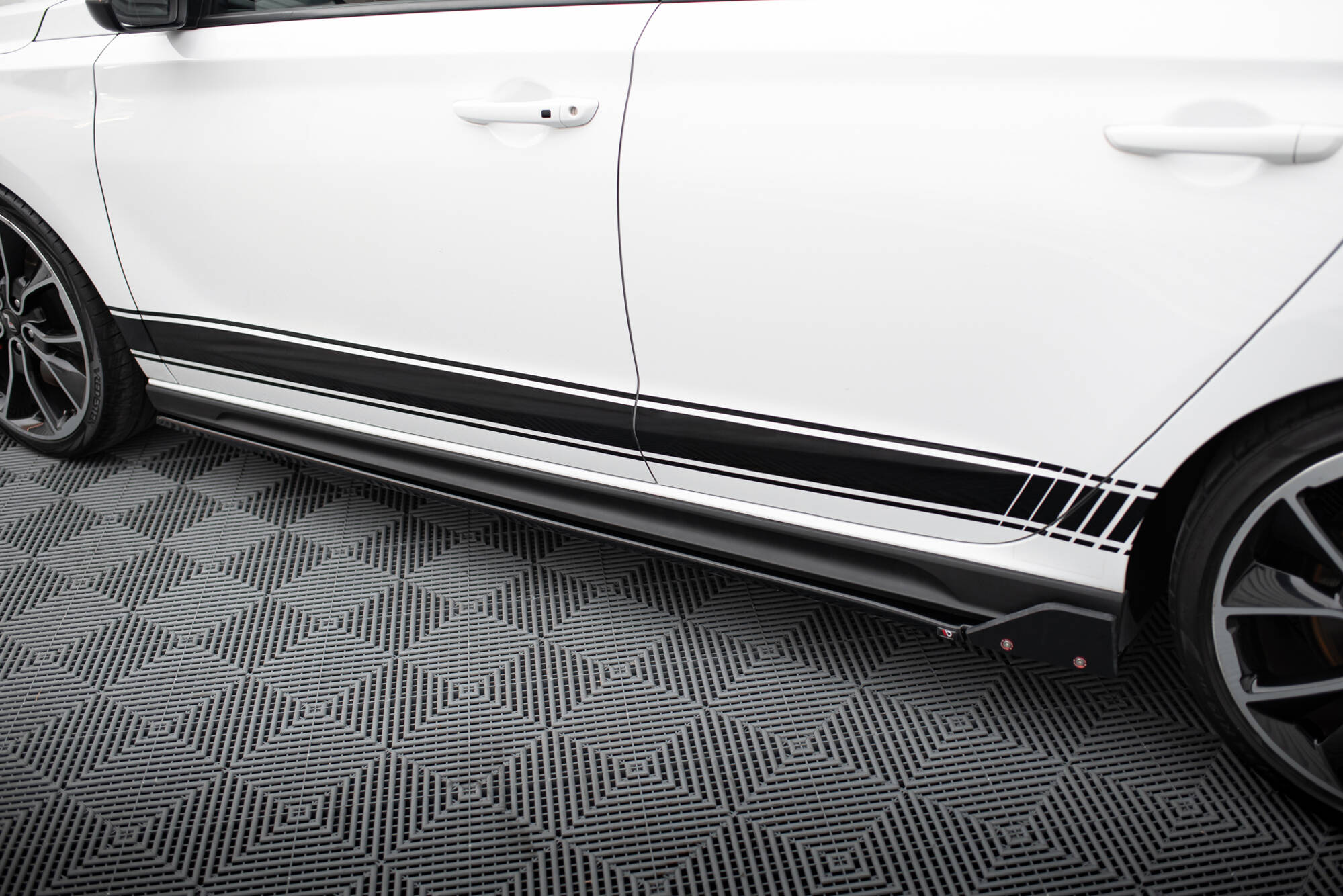 Sideskjørt V.5 Med Flaps Hyundai I30 N Mk3 / Mk3 FL Hatchback/Fastback - Bilde 2