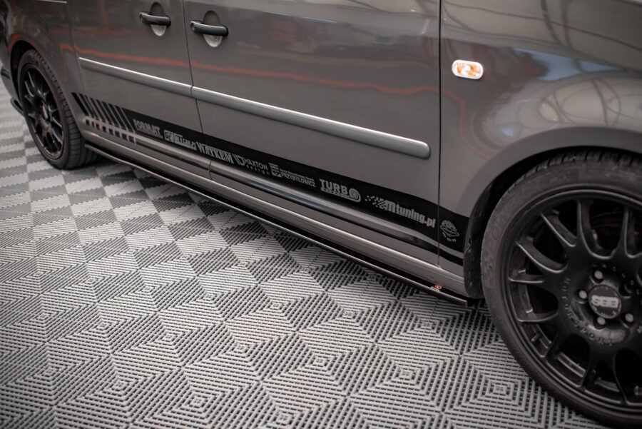 Sideskjørt Volkswagen Caddy Long Mk3 Facelift – bilde 1 av 5