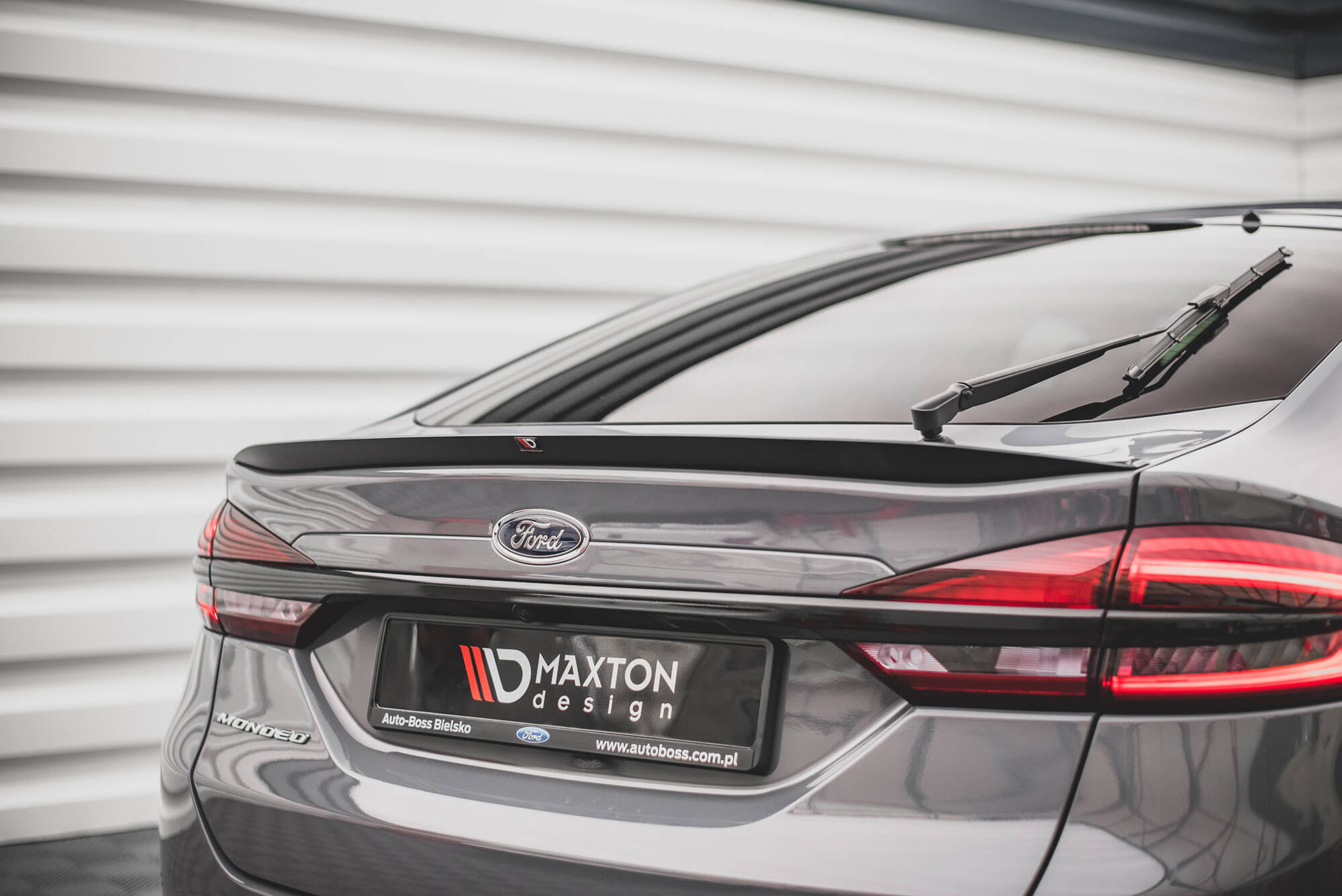 Spoiler Cap Ford Mondeo Liftback Mk5