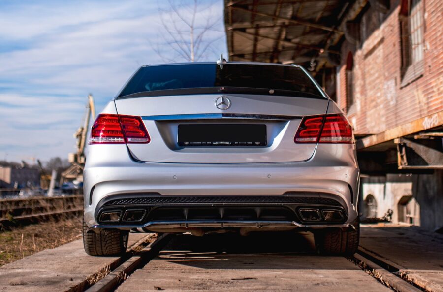 Spoiler Cap Mercedes-Benz E63 AMG / AMG-Line / Standard Sedan W212 Facelift – bilde 6 av 8