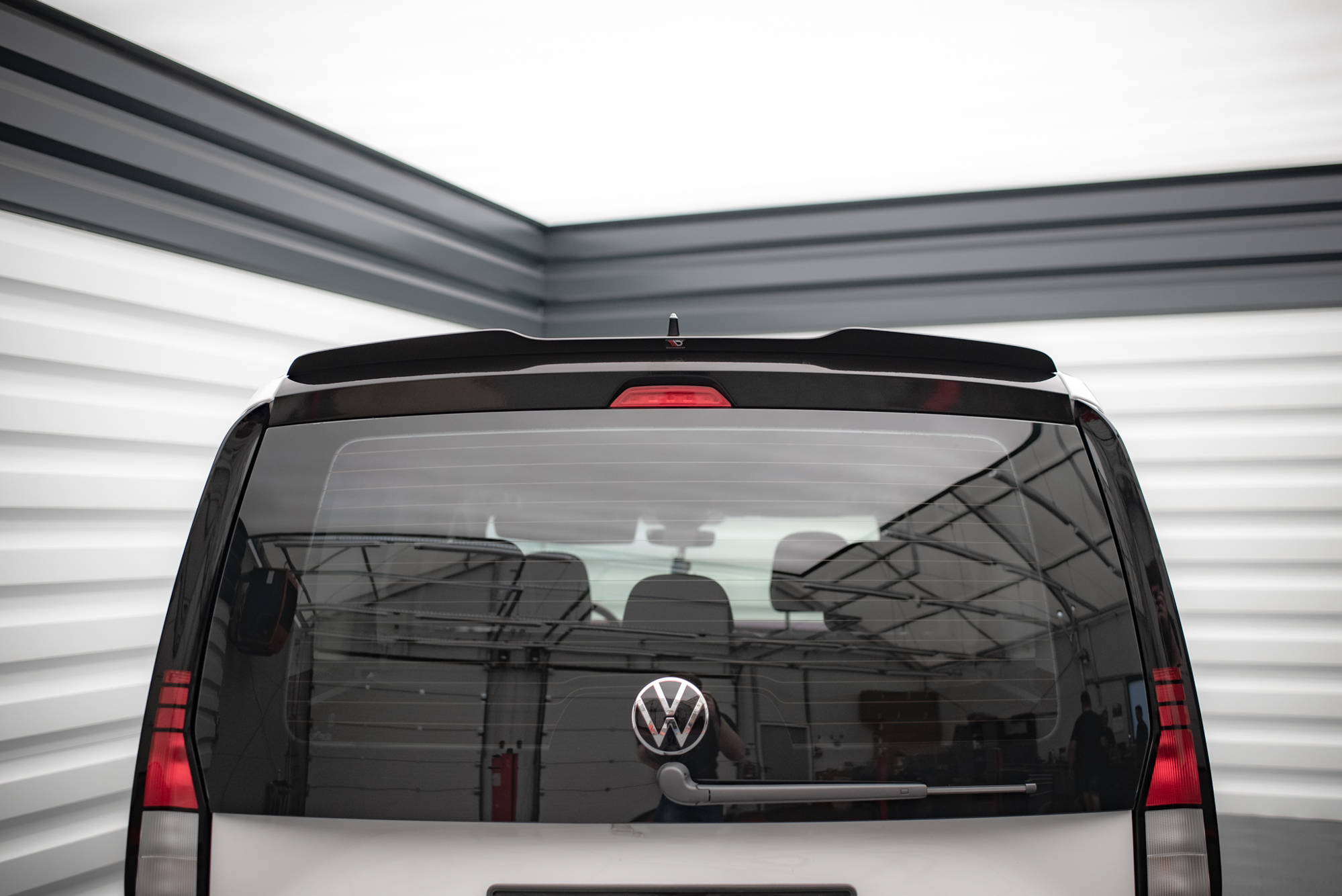 Spoiler Cap Volkswagen Caddy Mk5 - Bilde 3