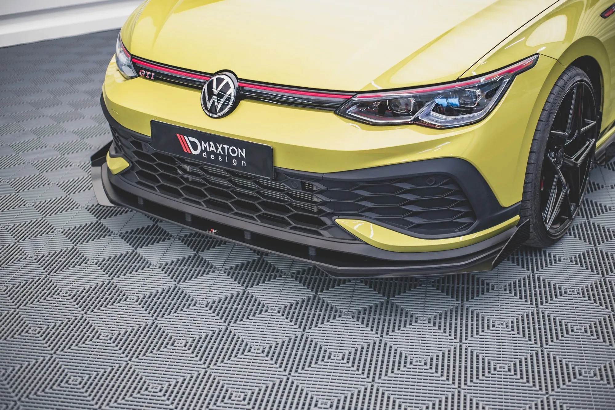 Frontleppe Street Pro Med Flaps Volkswagen Golf GTI Clubsport Mk8 - Bilde 2