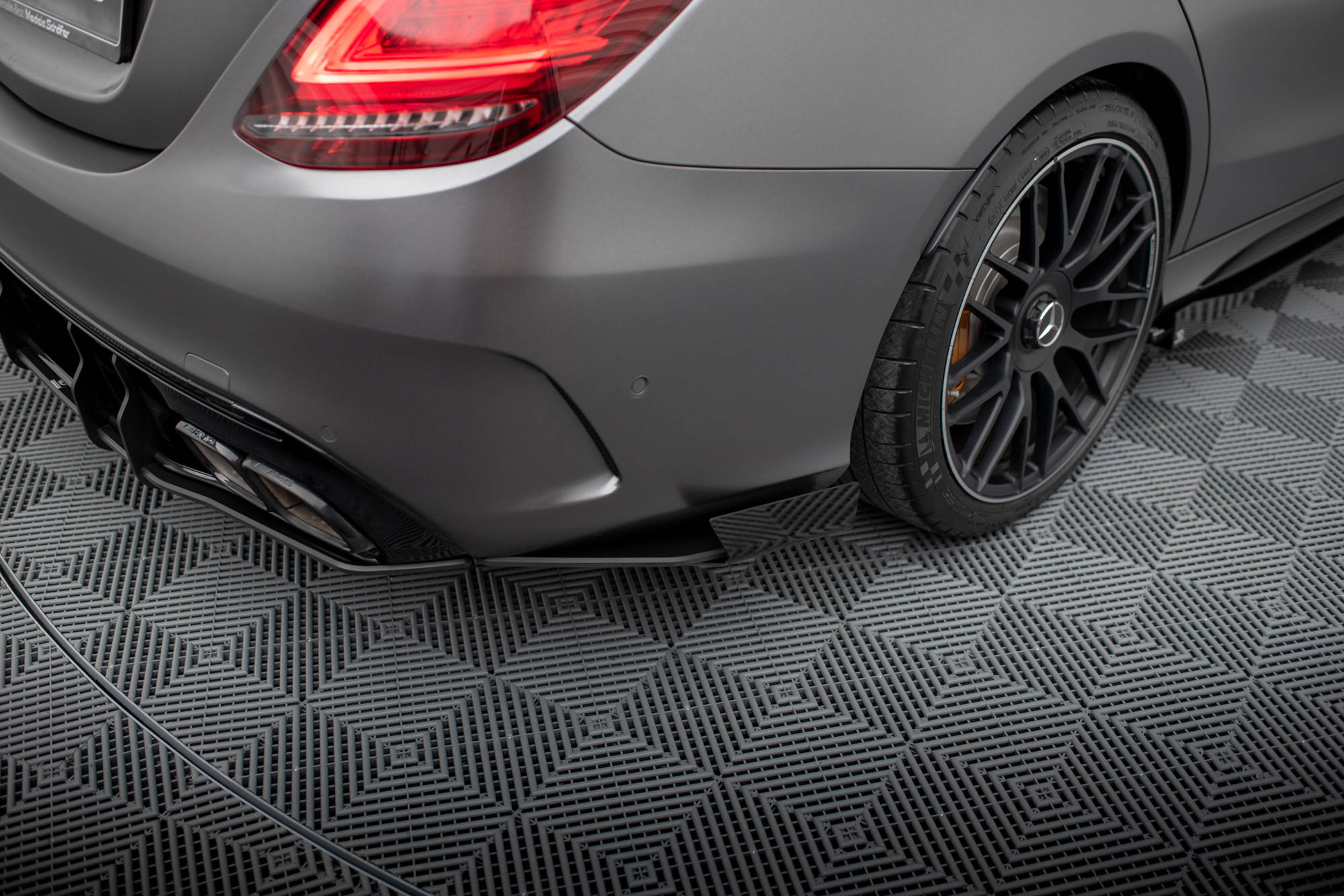 Bakre Flaps Street Pro Med Flaps Mercedes-AMG C63 Sedan / Estate W205 Facelift