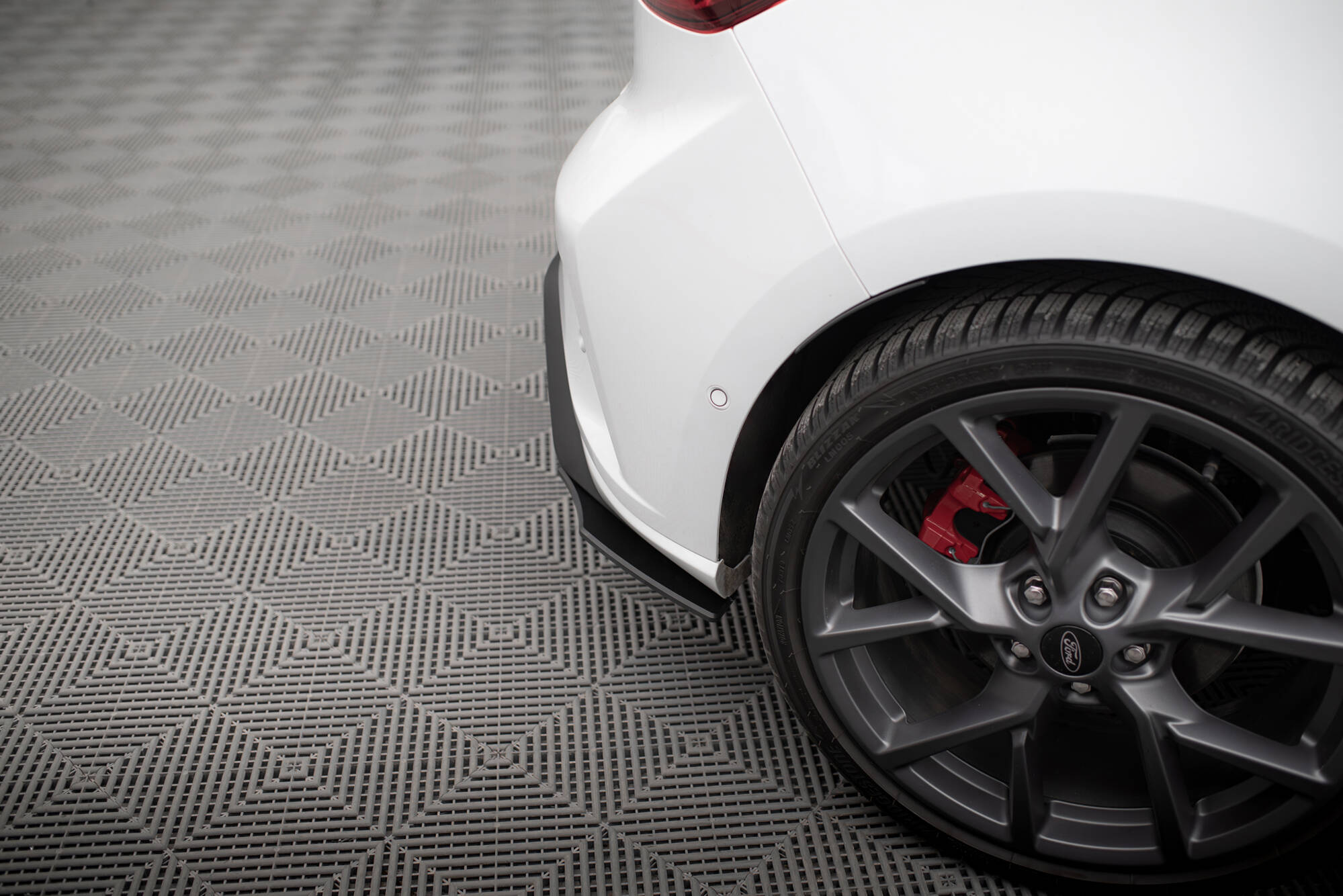 Bakre Flaps Street Pro Ford Focus ST Mk4 - Bilde 3
