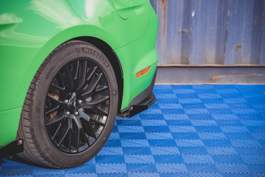Bakre Flaps Street Pro V.1 Med Flaps Ford Mustang GT Mk6 Facelift – bilde 2 av 4