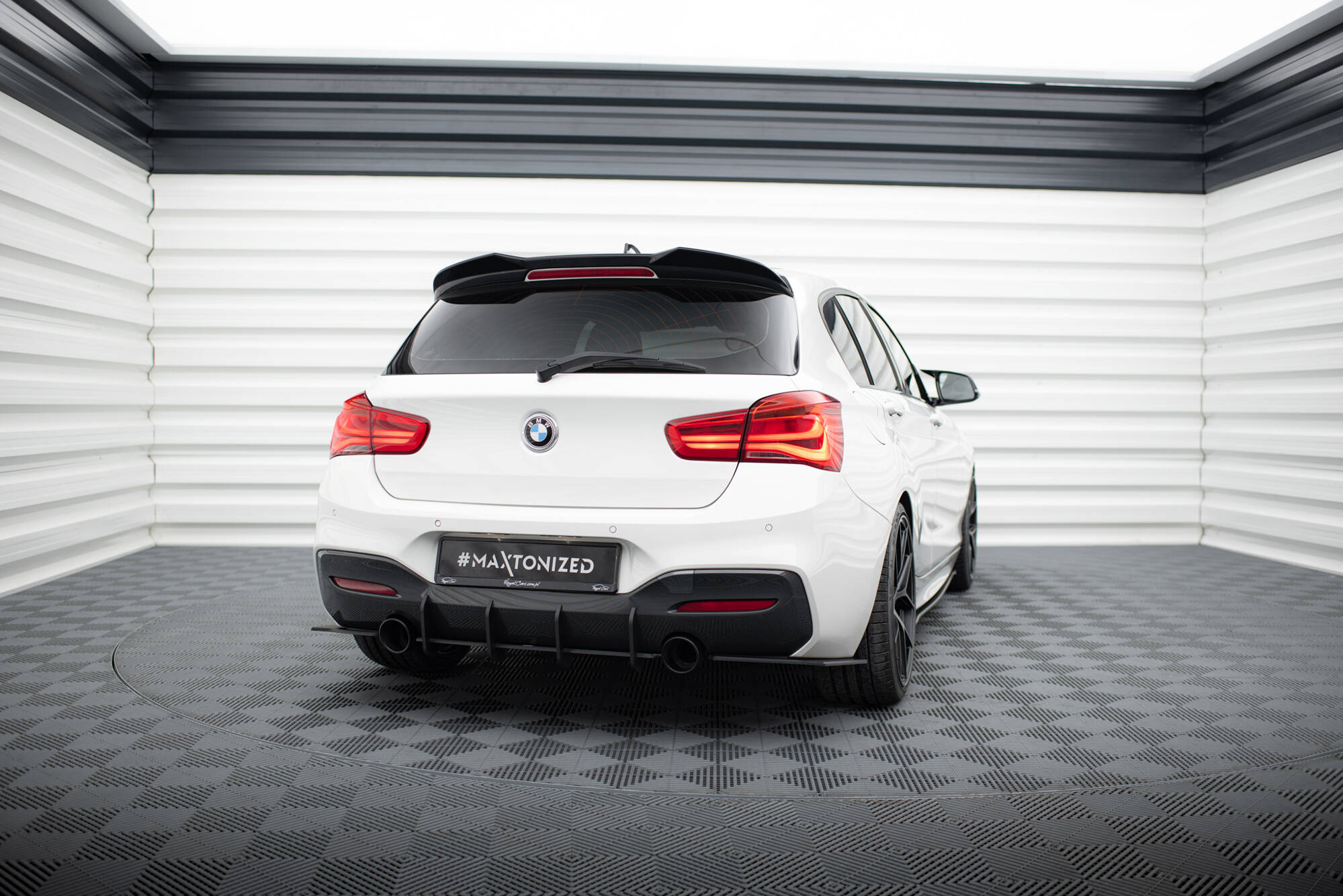Bakre Flaps Street Pro V.2 BMW 1 F20 M140i - Bilde 2