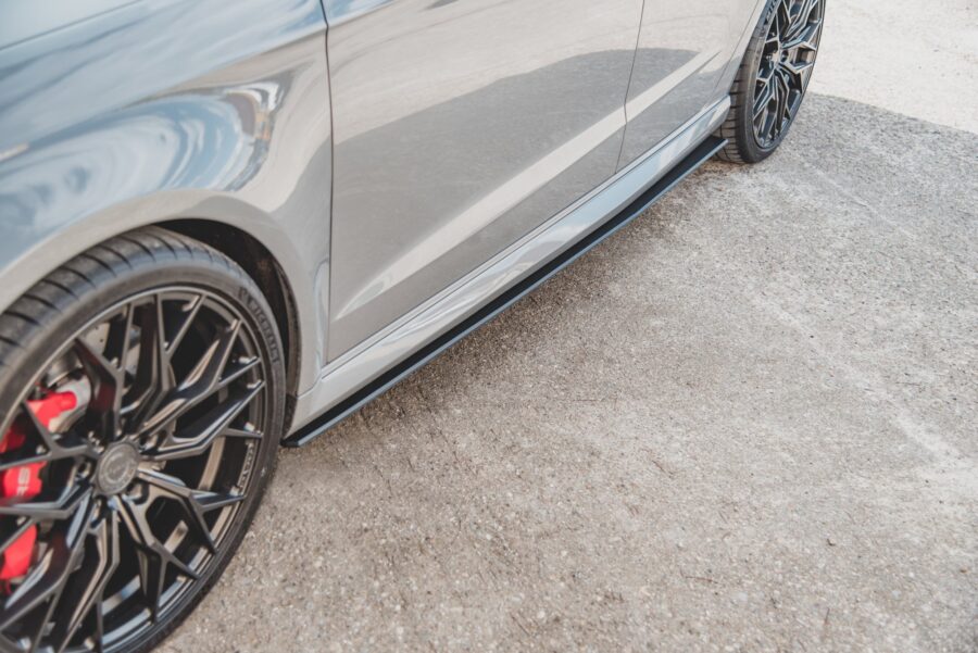 Sideskjørt Street Pro Audi RS3 8V Sportback – bilde 1 av 7