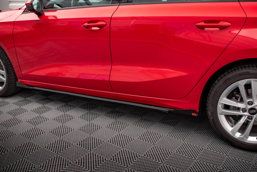 Sideskjørt Street Pro Med Flaps Audi A3 8Y – bilde 2 av 5