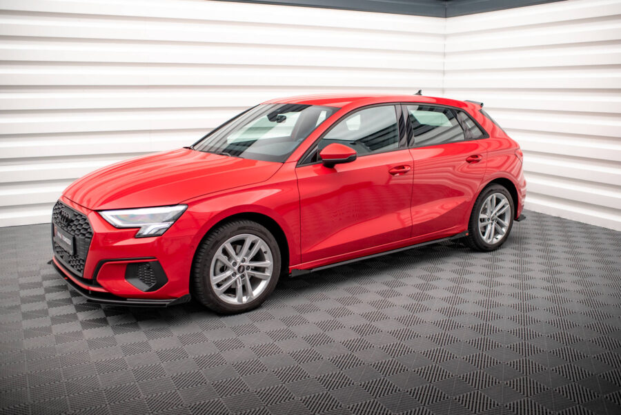 Sideskjørt Street Pro Med Flaps Audi A3 8Y – bilde 3 av 5