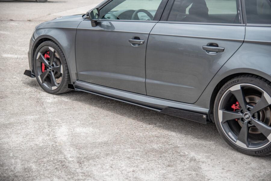 Sideskjørt Street Pro Med Flaps Audi RS3 8V Sportback – bilde 1 av 7