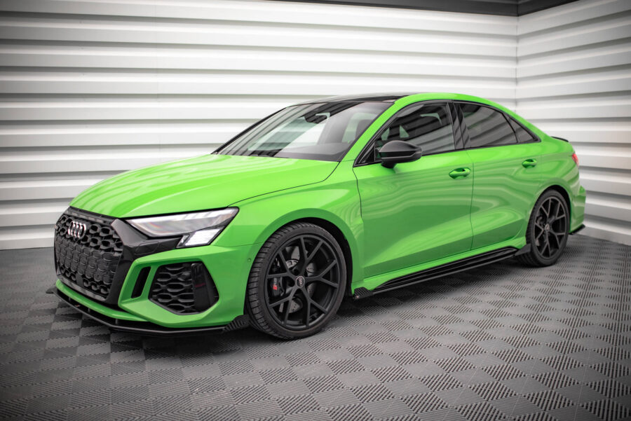 Sideskjørt Street Pro Med Flaps Audi RS3 Sedan 8Y – bilde 2 av 5