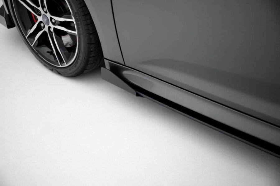 Sideskjørt Street Pro Med Flaps Ford Focus ST Mk3 Facelift – bilde 3 av 7