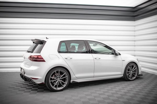Sideskjørt Street Pro Med Flaps Volkswagen Golf R Mk7 – bilde 2 av 4