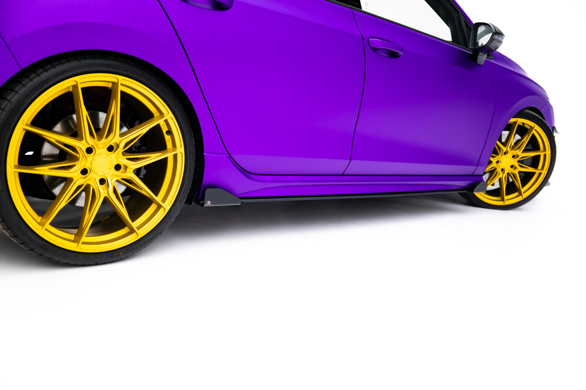 Sideskjørt Street Pro Med Flaps Volkswagen Golf R Mk8 / Mk8 Facelift - Bilde 2