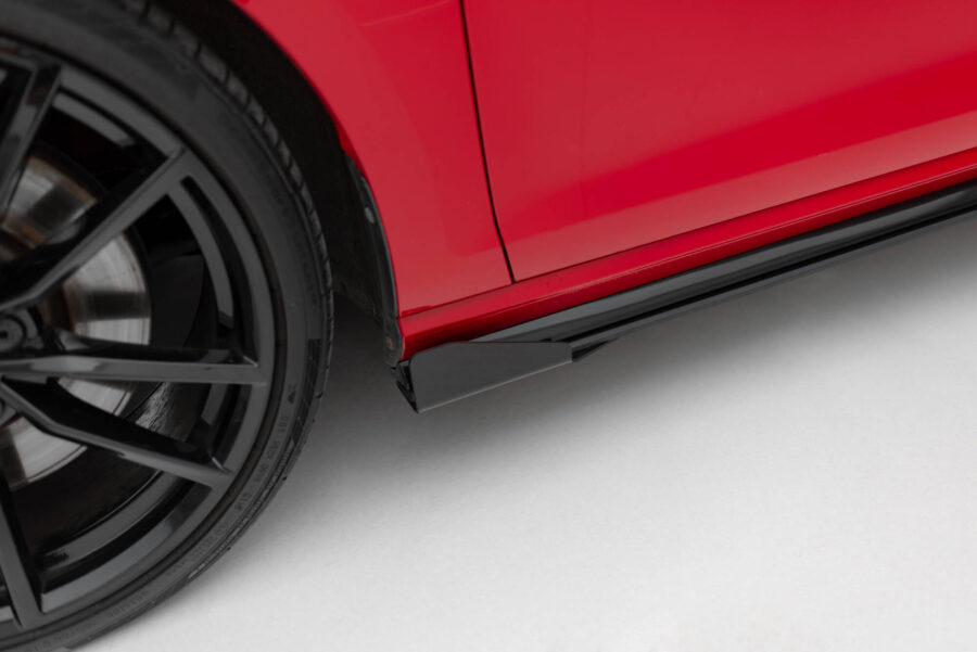 Sideskjørt Street Pro Med Flaps Volkswagen Golf R / R-Line Mk7 Facelift – bilde 3 av 7