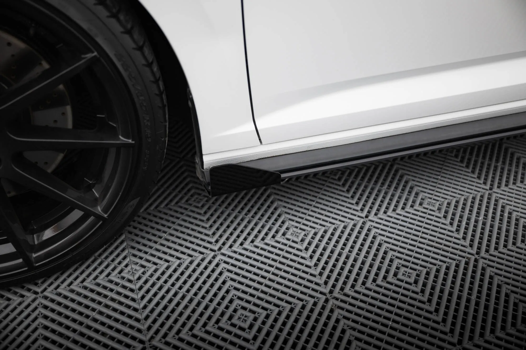 Sideskjørt Street Pro Med Flaps Volkswagen Jetta GLI Mk7 - Bilde 5