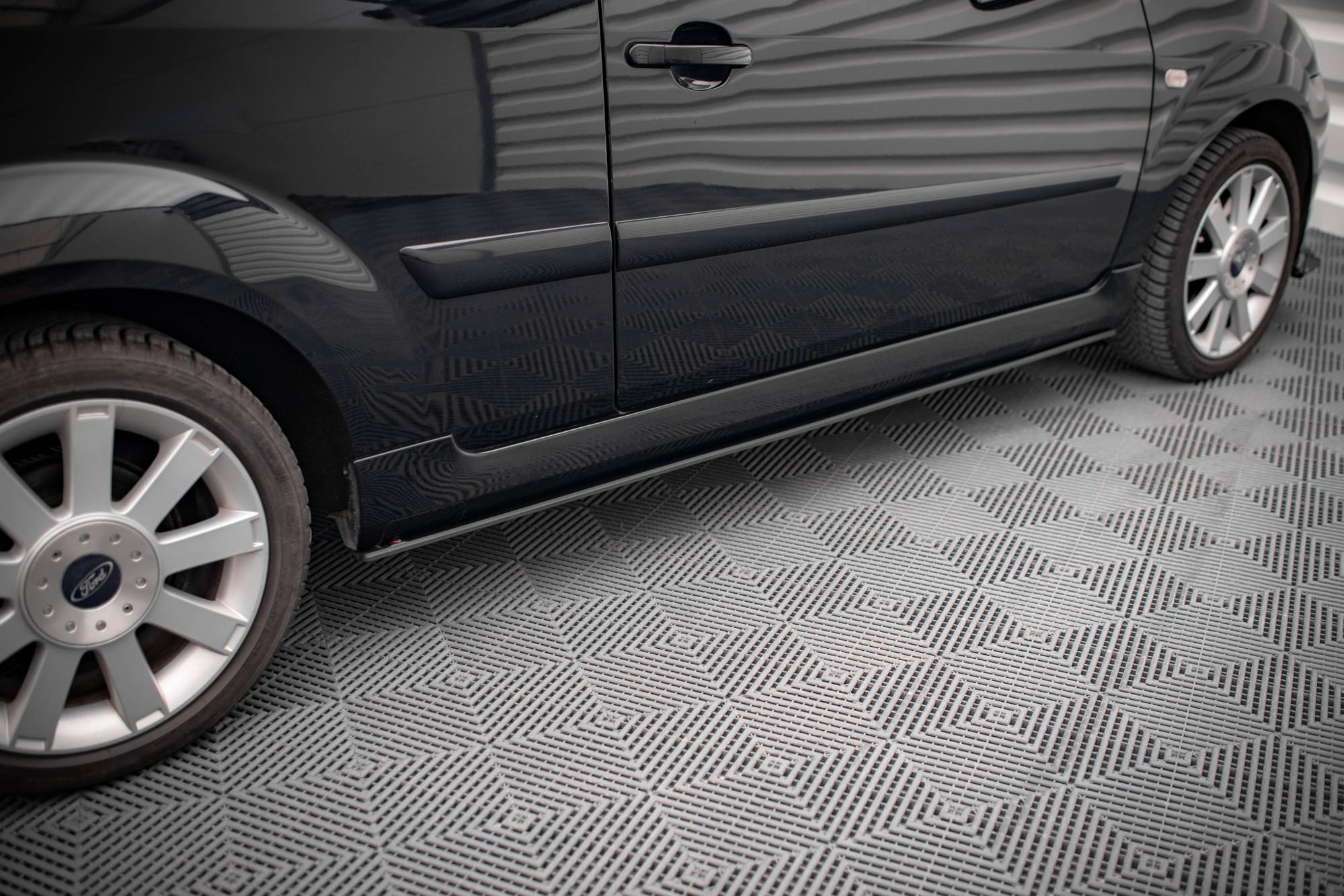 Sideskjørt Street Pro Ford Fiesta ST Mk6 - Bilde 2