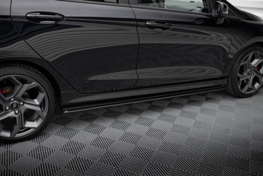 Sideskjørt Street Pro Ford Fiesta ST / ST-Line Mk8 – bilde 1 av 5