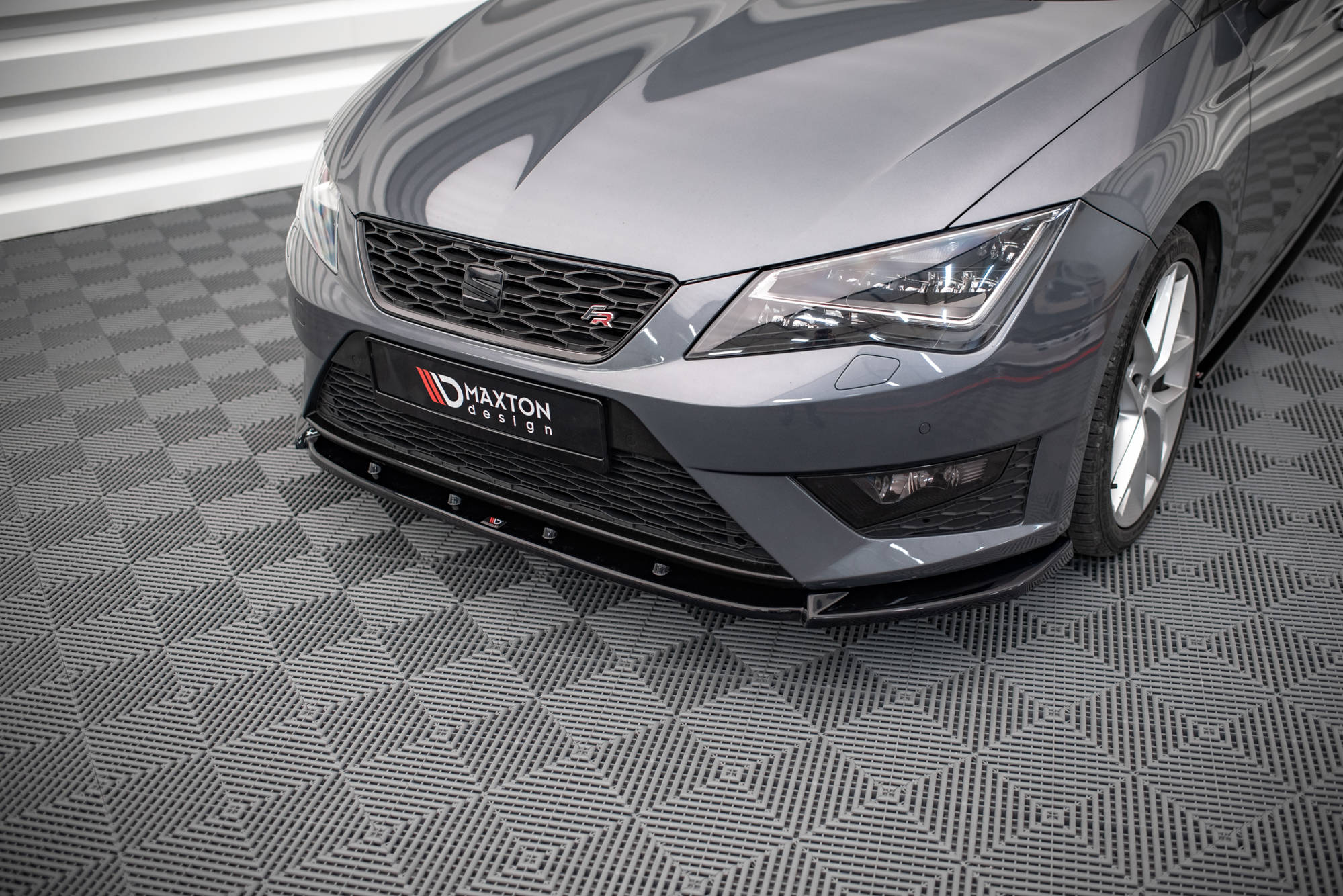 Frontleppe V.1 Seat Leon FR / Cupra Mk3