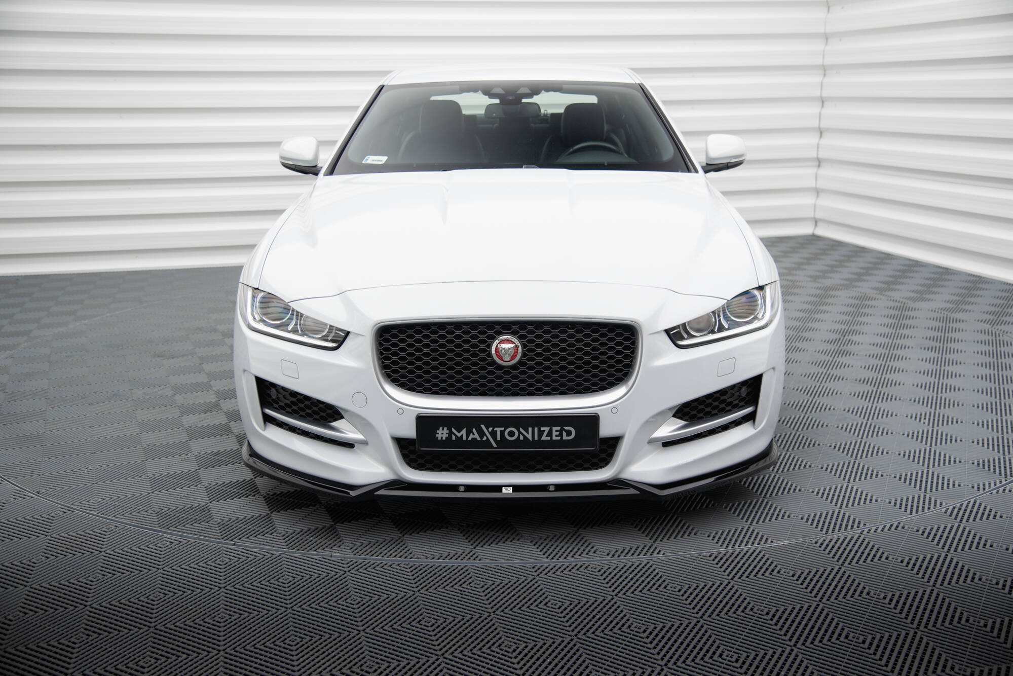 Frontleppe V.2 Jaguar XE R-Sport X760 - Bilde 2