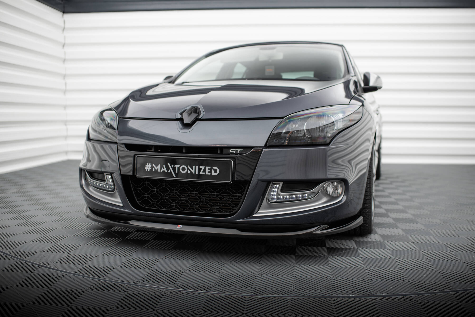 Frontleppe V.2 Renault Megane GT Mk3 Facelift