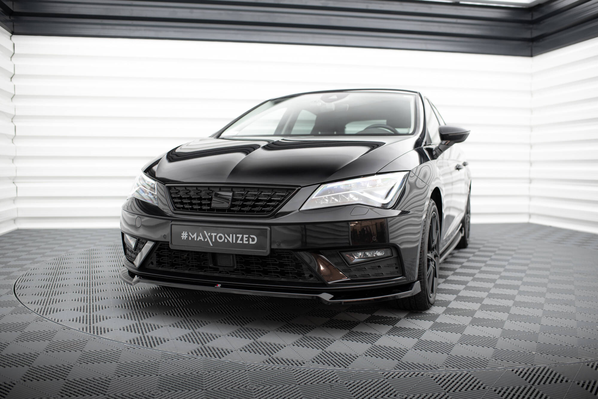 Frontleppe V.2 Seat Leon Mk3 Facelift