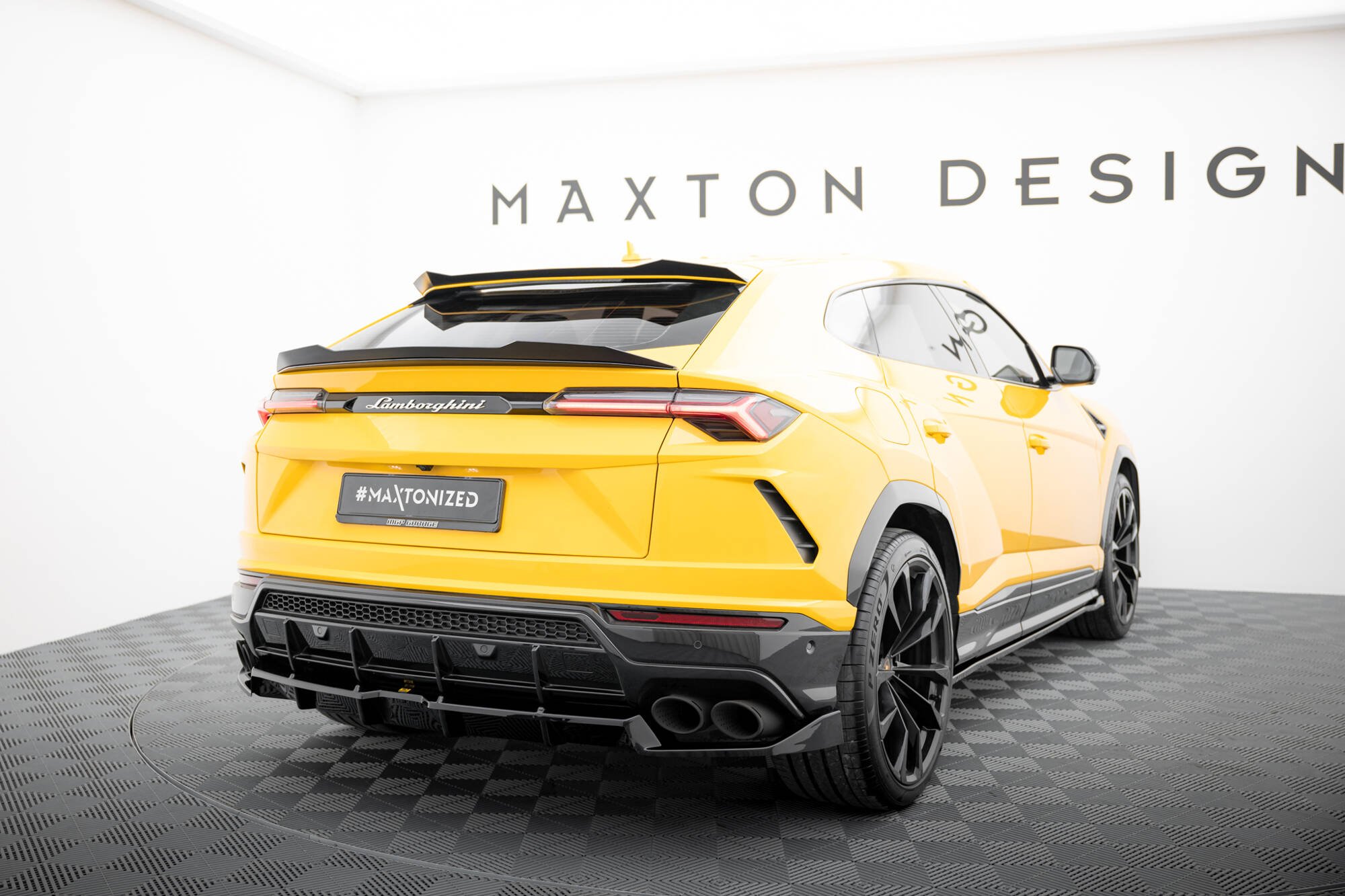 Nedre spoiler Cap Lamborghini Urus Mk1 - Bilde 3