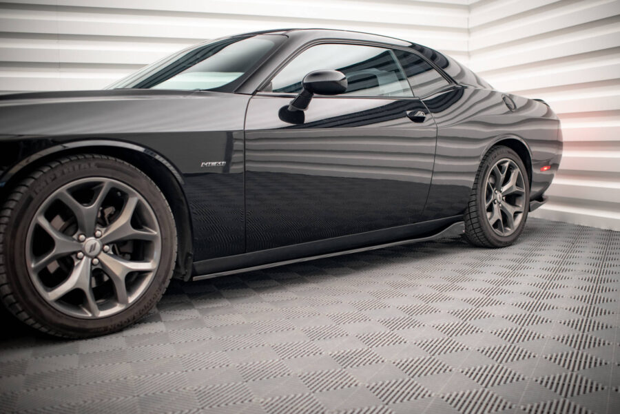 Sideskjørt Dodge Challenger RT Mk3 Facelift – bilde 1 av 5