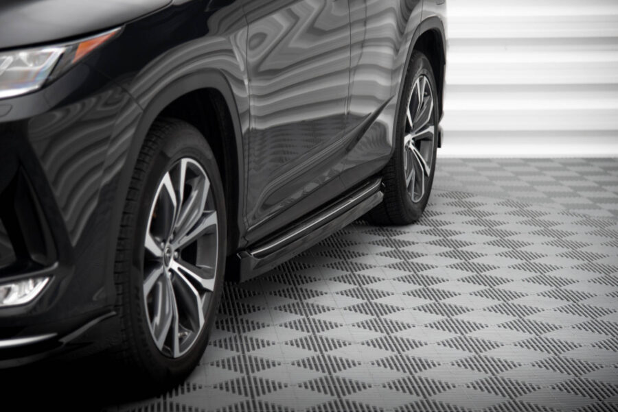 Sideskjørt Lexus RX Mk4 Facelift (wersja z fabrycznymi stopniami progowymi) – bilde 2 av 4