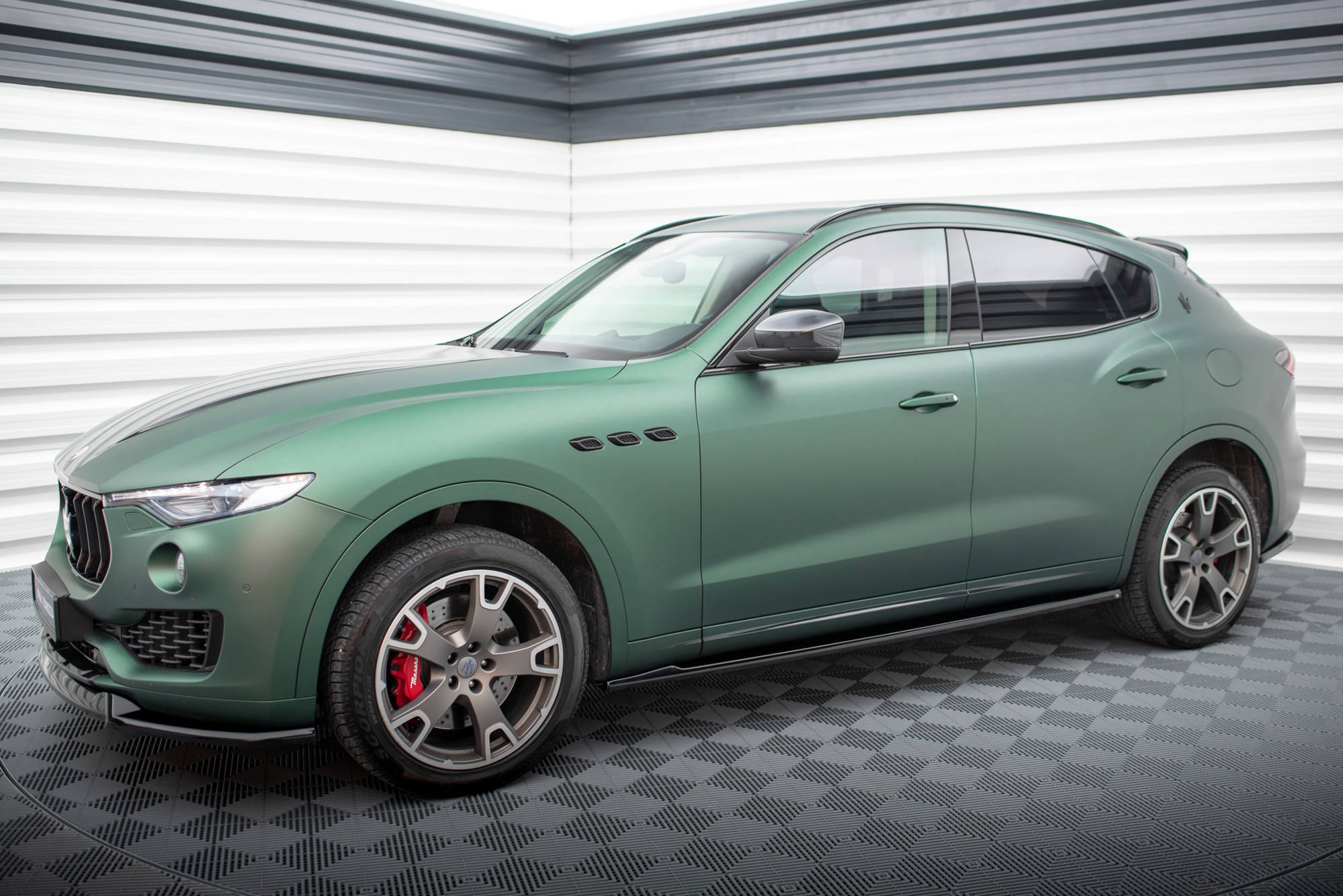 Sideskjørt Maserati Levante Mk1 - Bilde 3