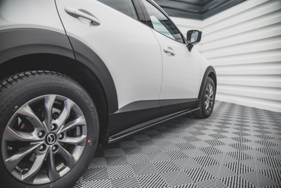 Sideskjørt Mazda CX-3 – bilde 1 av 4